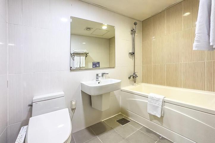 Mohang Haenaru Family Hotel Buan Pokój zdjęcie