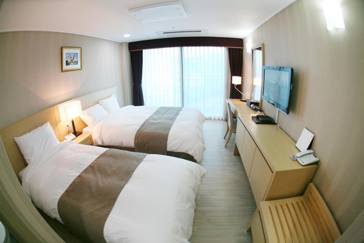 Mohang Haenaru Family Hotel Buan Zewnętrze zdjęcie